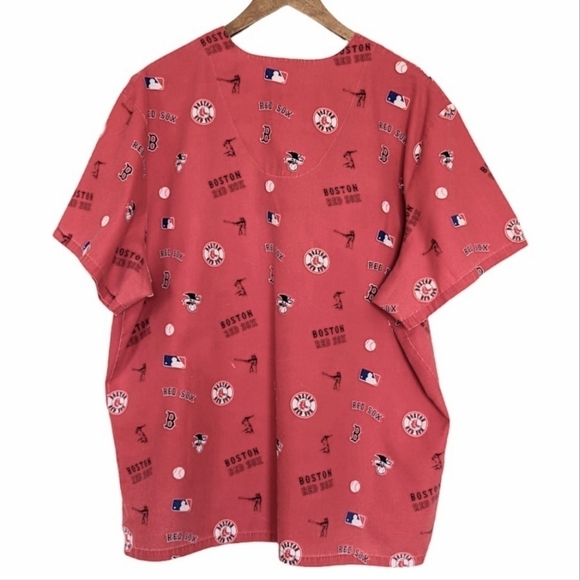MLB Genuine Merchandise Boston Red Sox Scrub Top Size L - Picture 2 of 7